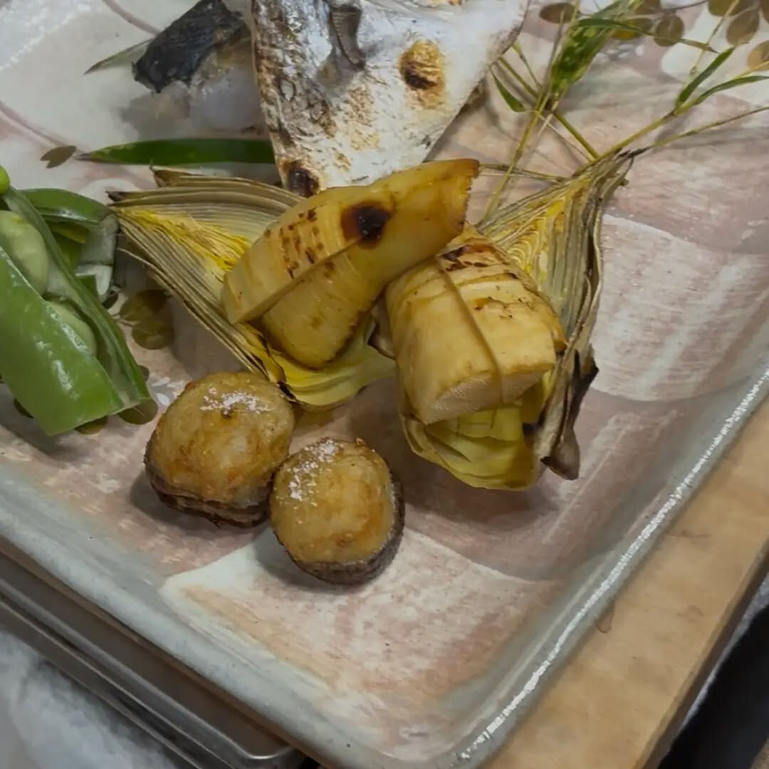 春らしく、焼き物に竹の子を食べました