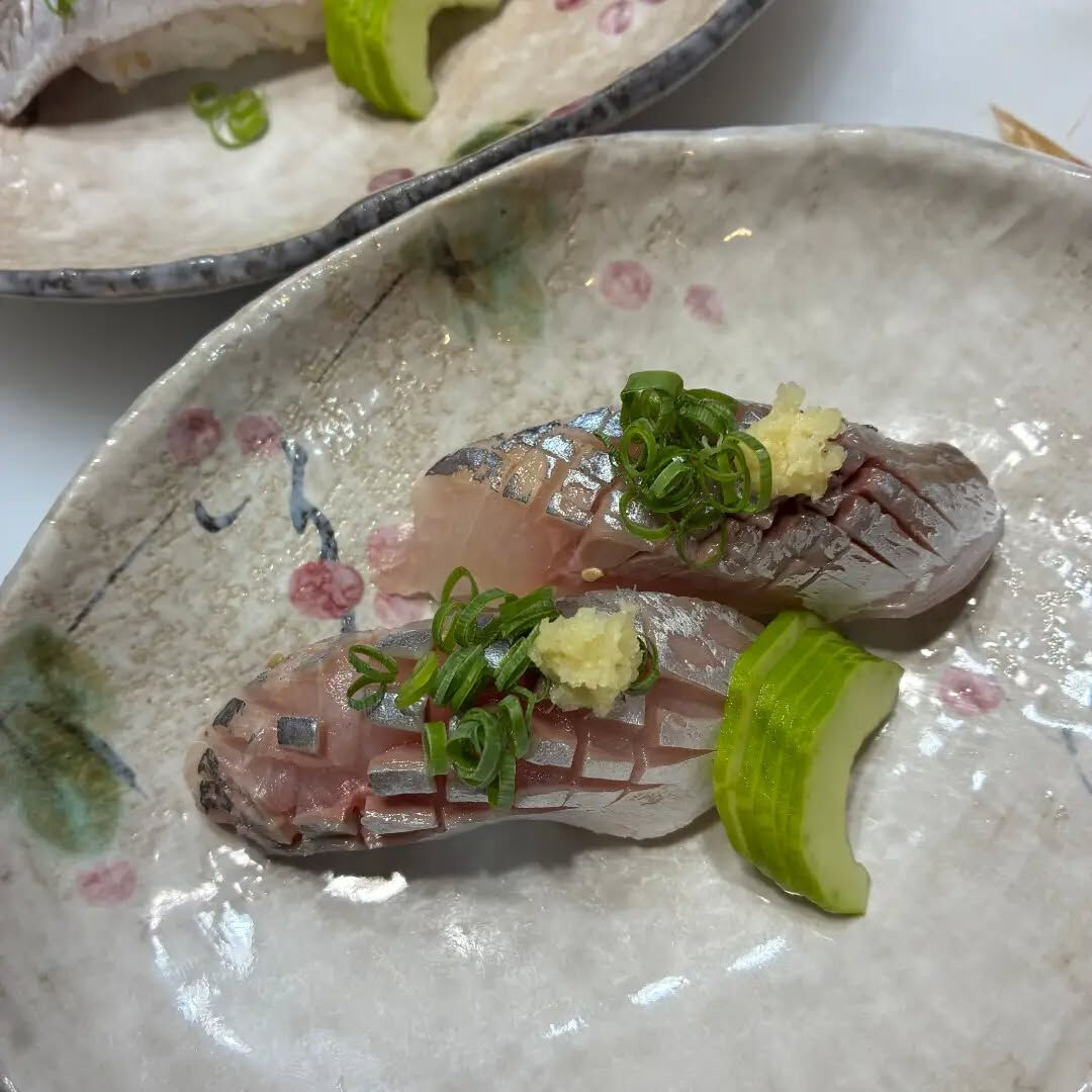 ぼんちっち鯵と言うブランド鯵を握りにして出しました