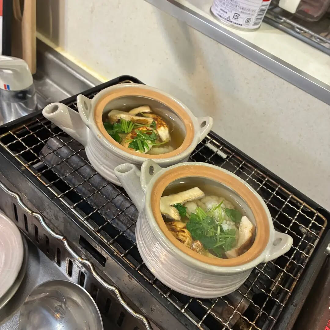 松茸の土瓶蒸しです
